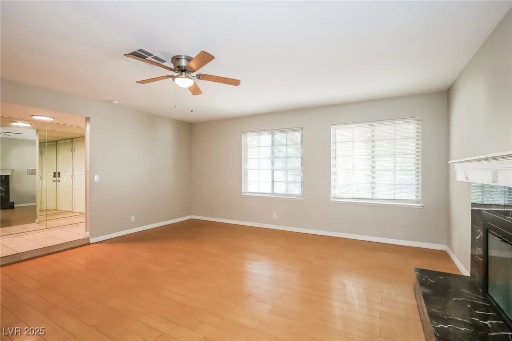 3751 Crellin, Las Vegas, NV 89120