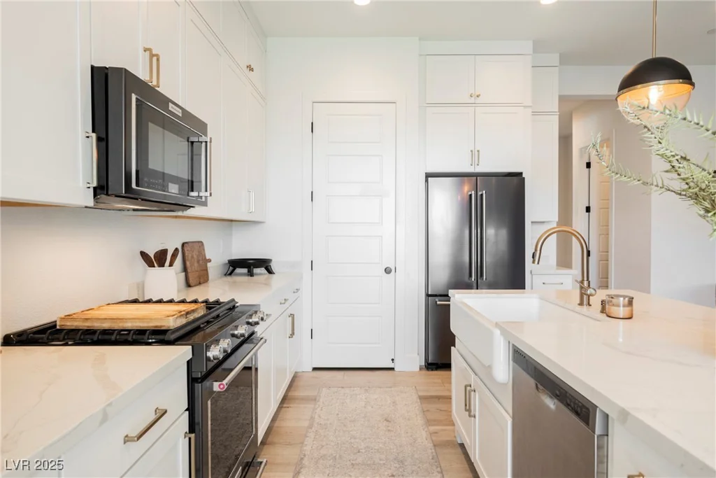 8968 Skye Treeline, Las Vegas, NV 89166