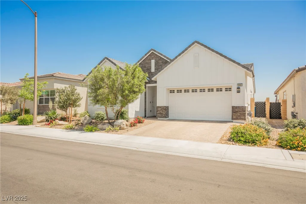 8968 Skye Treeline, Las Vegas, NV 89166