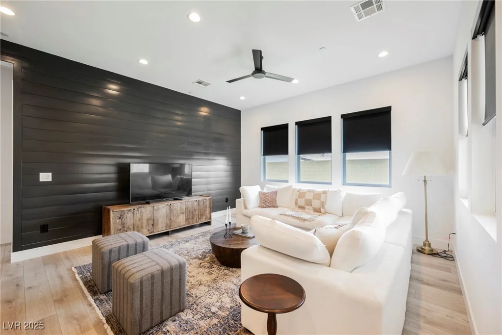 8968 Skye Treeline, Las Vegas, NV 89166