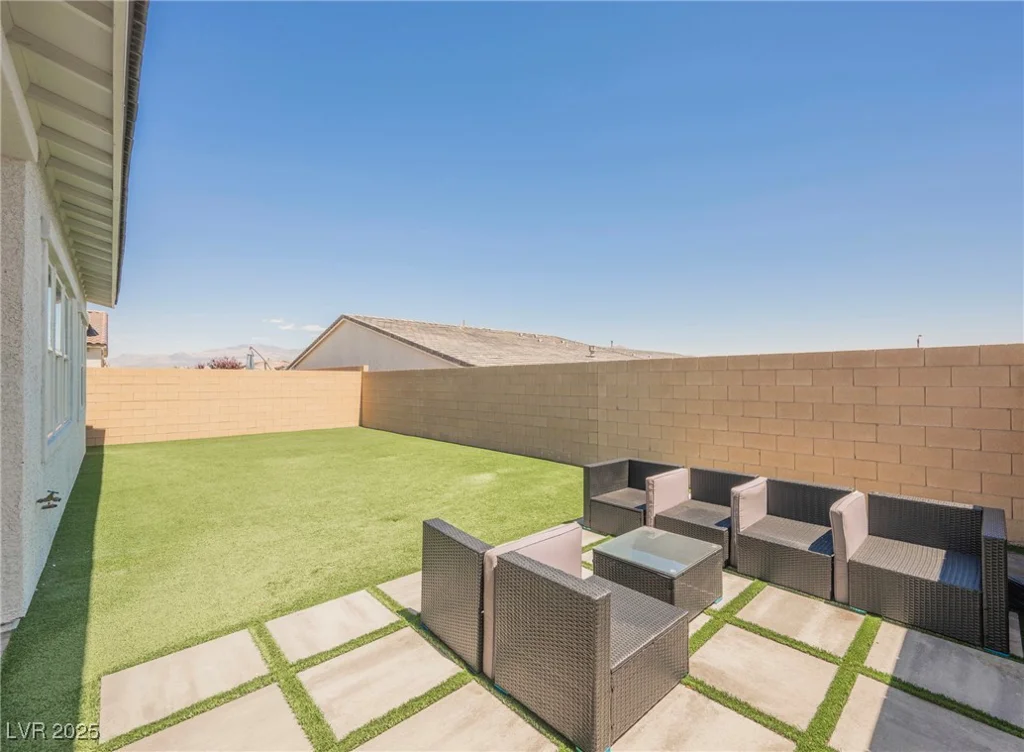 8968 Skye Treeline, Las Vegas, NV 89166