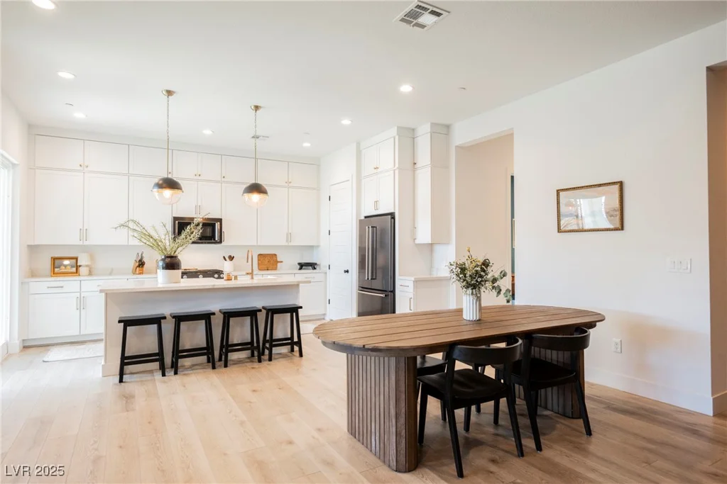 8968 Skye Treeline, Las Vegas, NV 89166