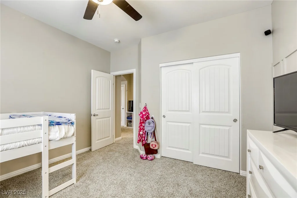 8137 Crushed Velvet, Las Vegas, NV 89166
