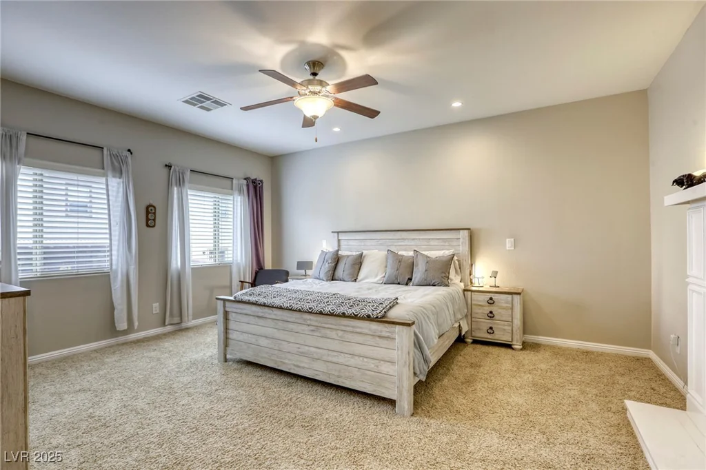 8137 Crushed Velvet, Las Vegas, NV 89166