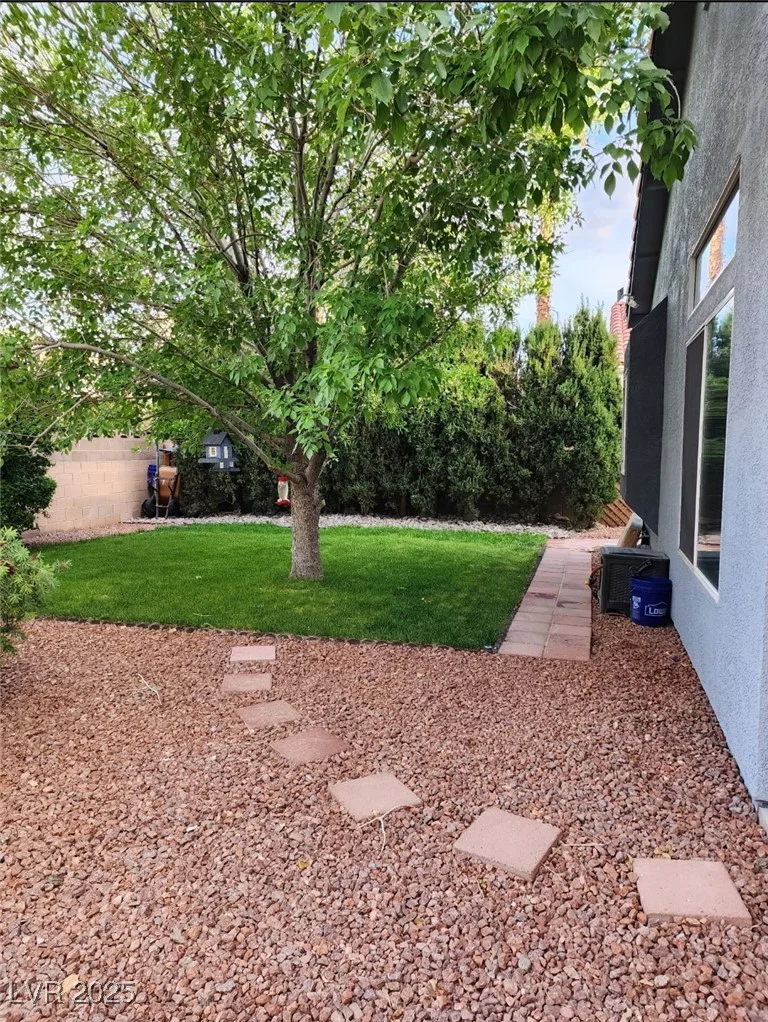 3704 Blairmoor, North Las Vegas, NV 89032