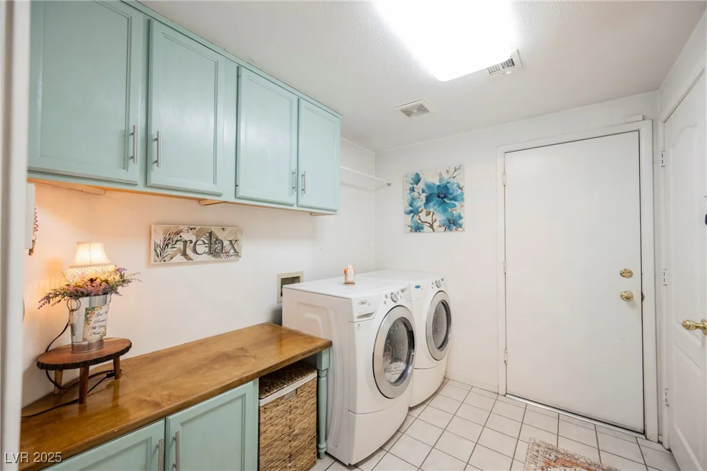 3704 Blairmoor, North Las Vegas, NV 89032