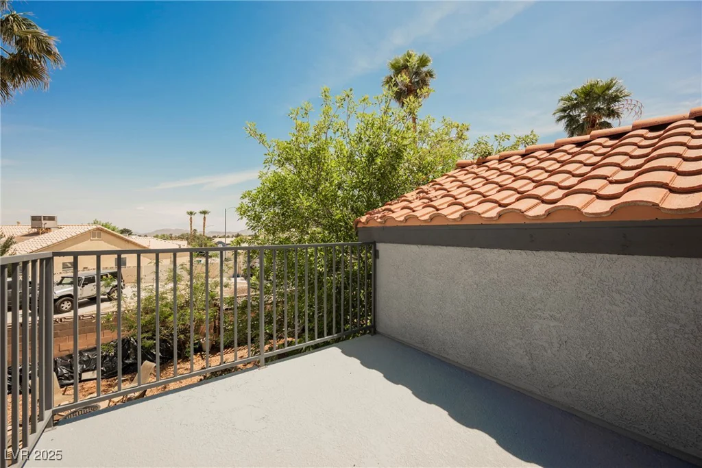 3704 Blairmoor, North Las Vegas, NV 89032