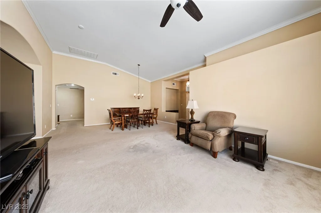 5310 Eel River, North Las Vegas, NV 89031