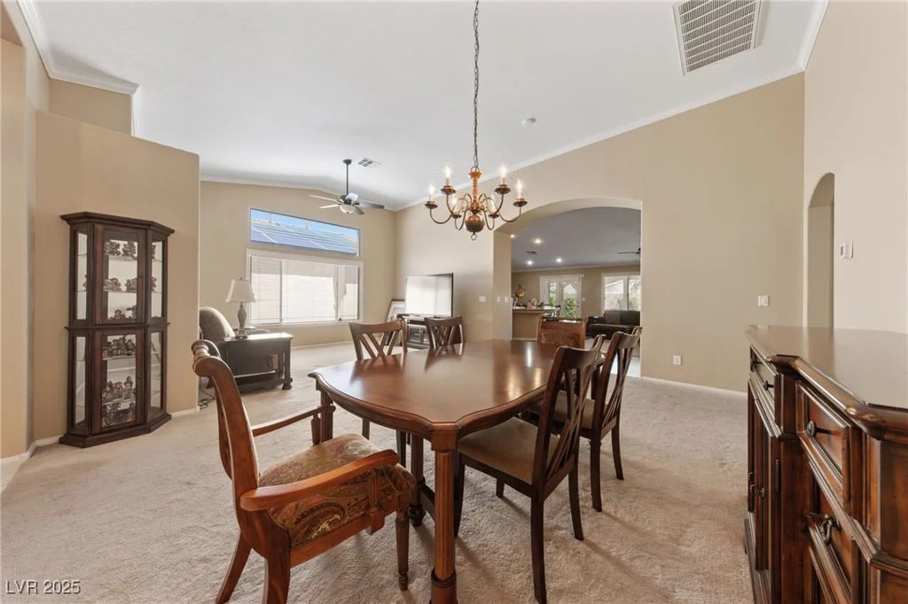 5310 Eel River, North Las Vegas, NV 89031