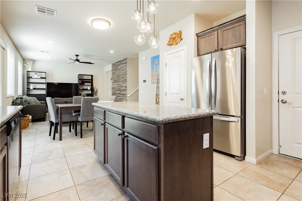 8929 Sleepy Panda, Las Vegas, NV 89148