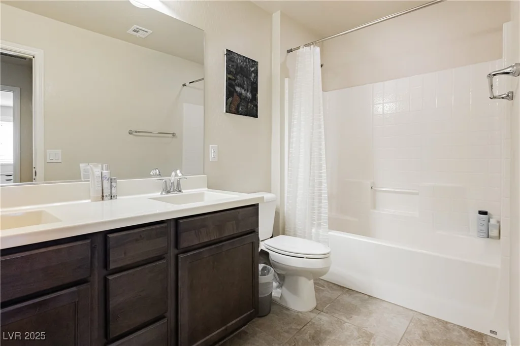 8929 Sleepy Panda, Las Vegas, NV 89148