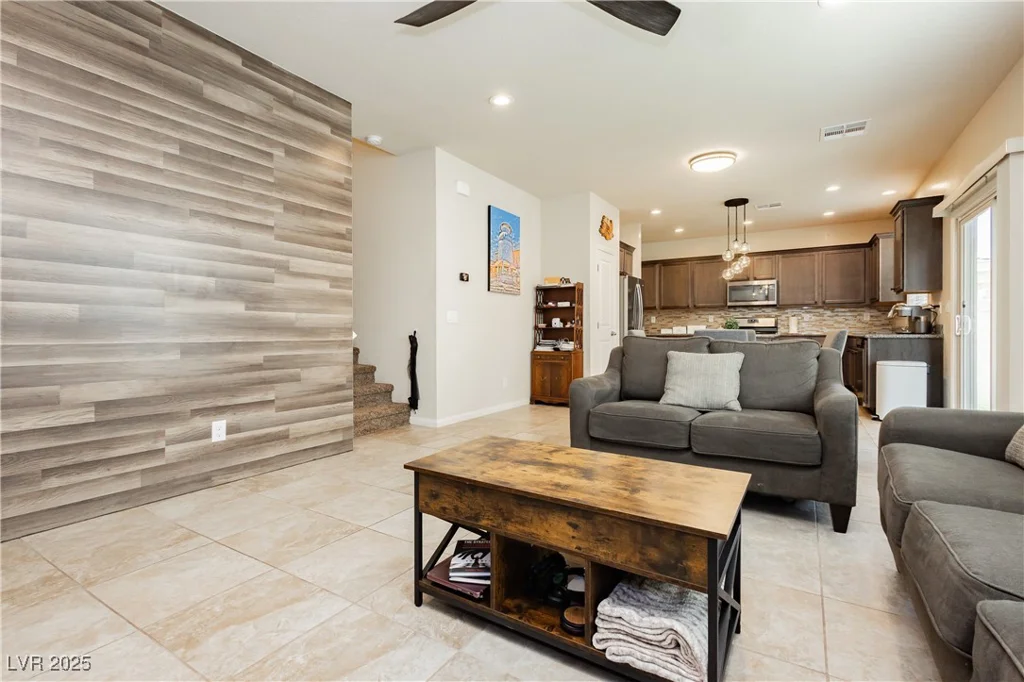8929 Sleepy Panda, Las Vegas, NV 89148