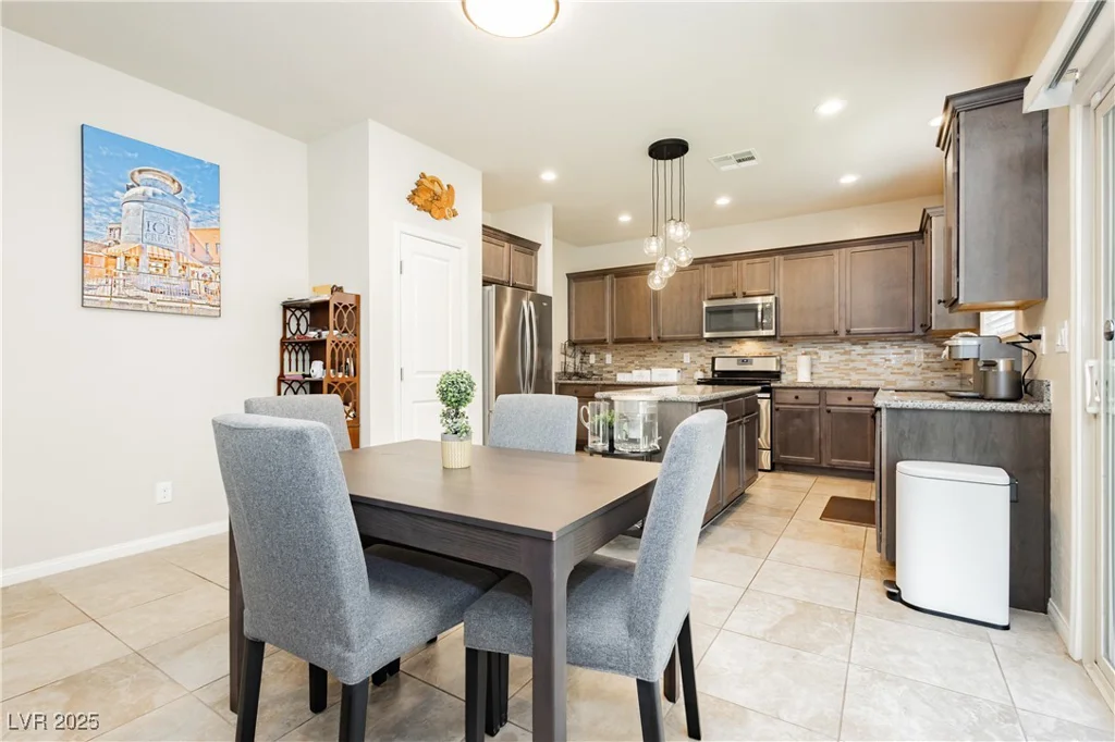 8929 Sleepy Panda, Las Vegas, NV 89148