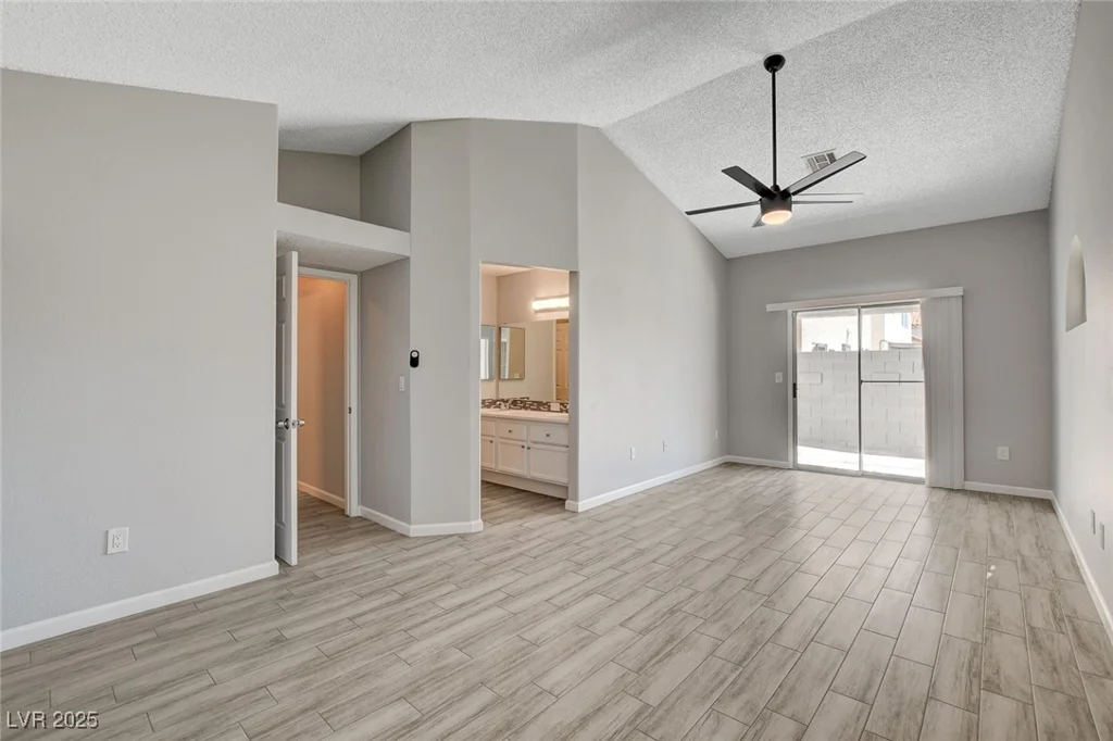 4052 Compass Rose, Las Vegas, NV 89108