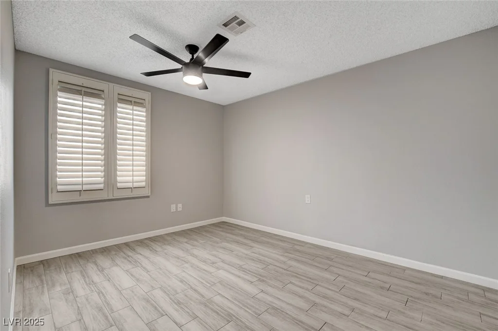 4052 Compass Rose, Las Vegas, NV 89108
