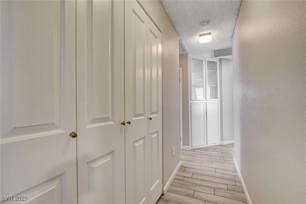 4052 Compass Rose, Las Vegas, NV 89108