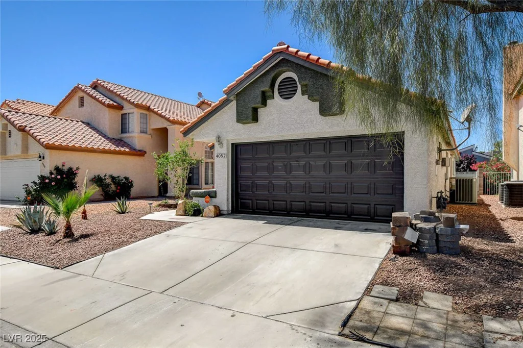 4052 Compass Rose, Las Vegas, NV 89108