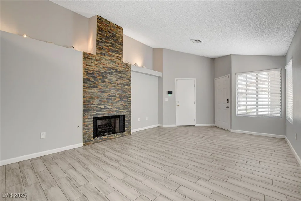 4052 Compass Rose, Las Vegas, NV 89108
