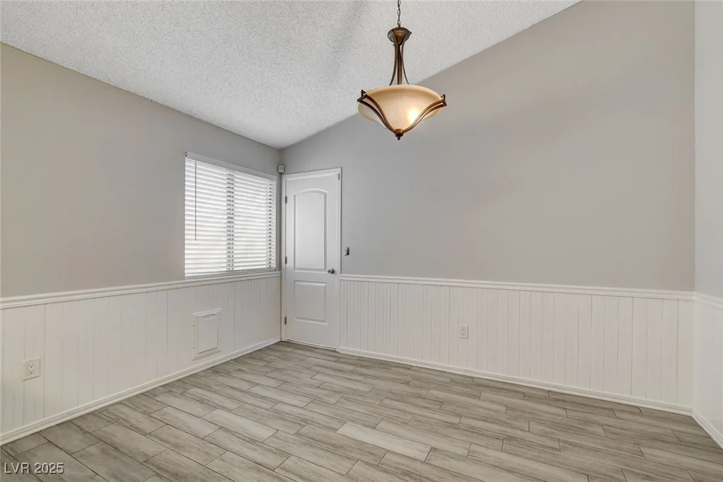 4052 Compass Rose, Las Vegas, NV 89108