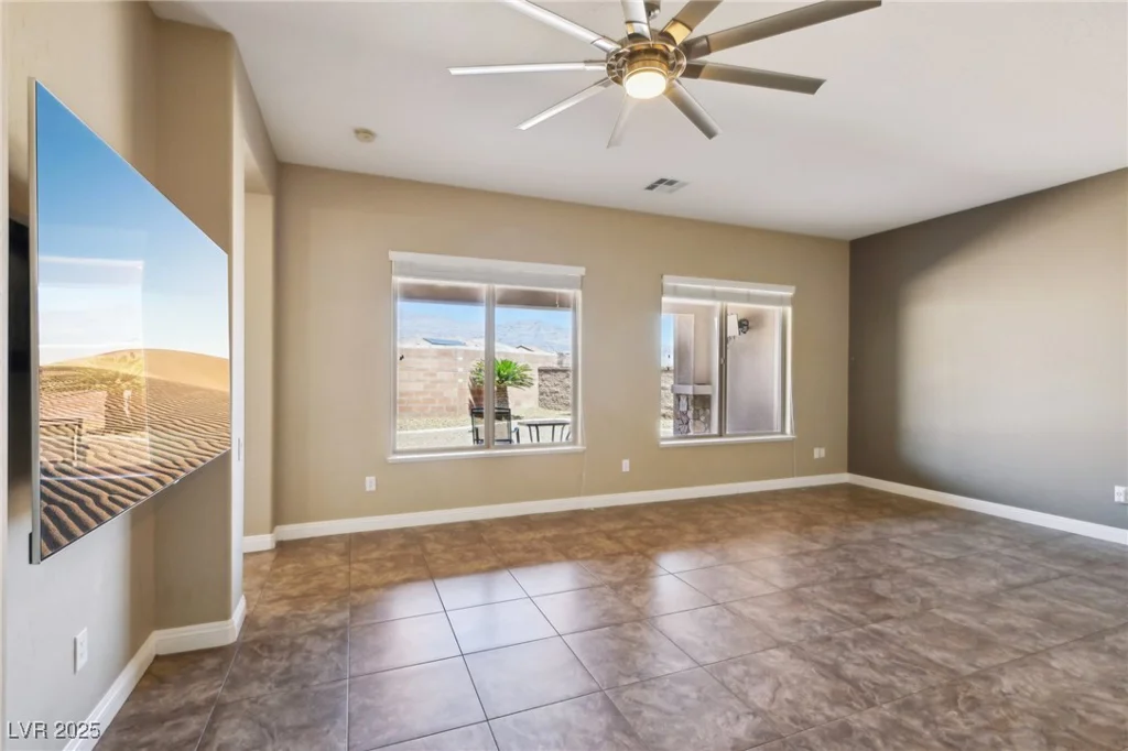 3904 Redbreast, North Las Vegas, NV 89084