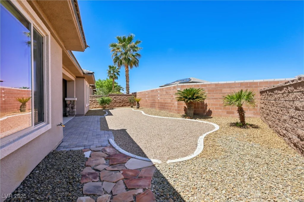 3904 Redbreast, North Las Vegas, NV 89084