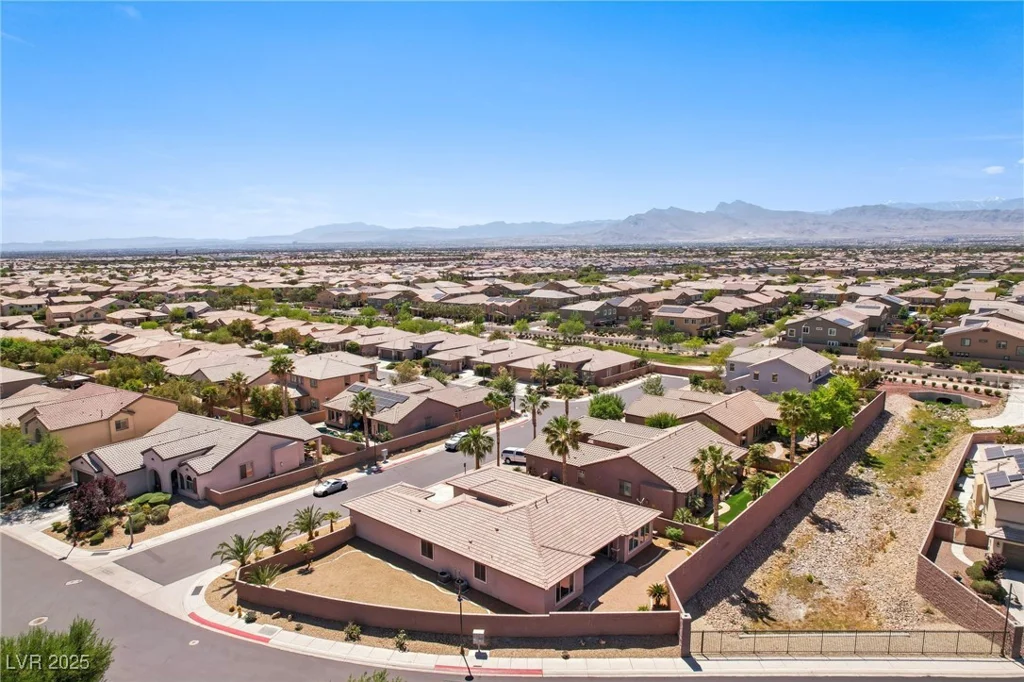 3904 Redbreast, North Las Vegas, NV 89084