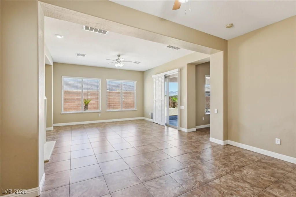 3904 Redbreast, North Las Vegas, NV 89084