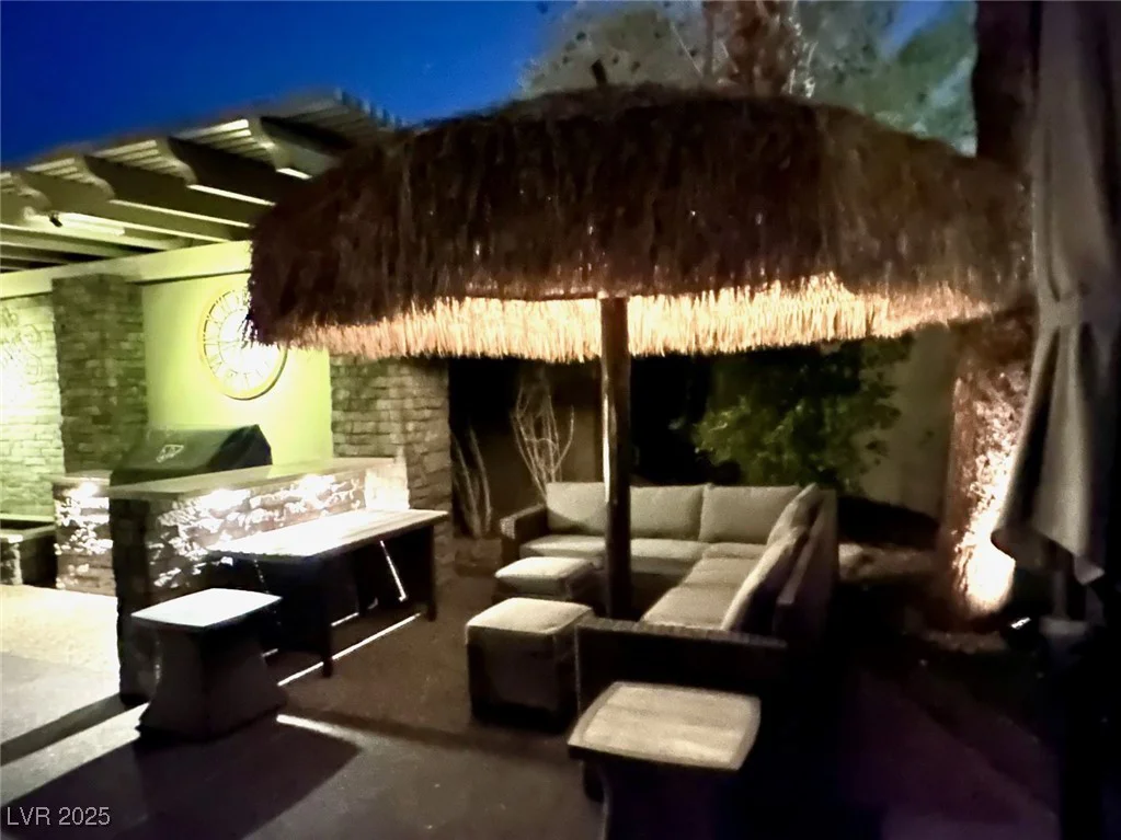 8175 ARVILLE, Las Vegas, NV 89139