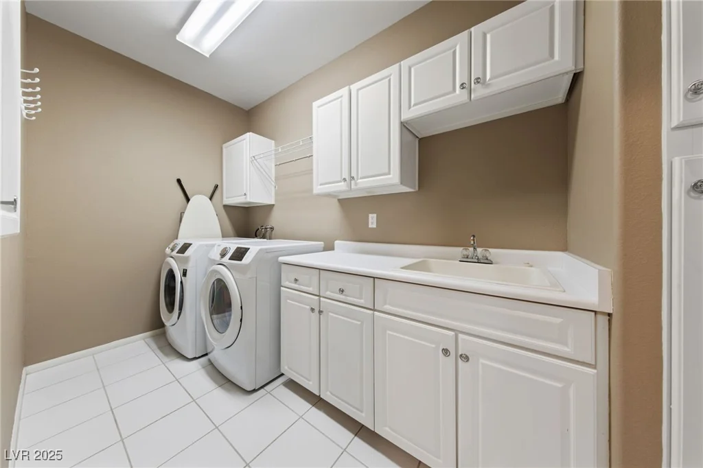 2050 Warm Springs, Henderson, NV 89014