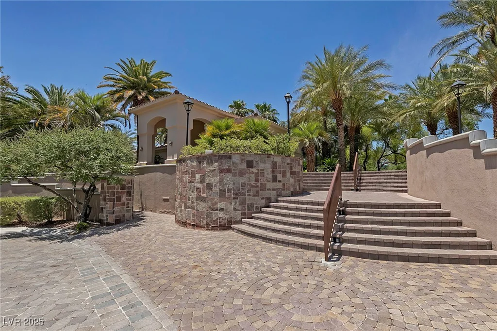 2050 Warm Springs, Henderson, NV 89014