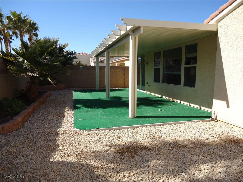 7649 Slide Rock, Las Vegas, NV 89113