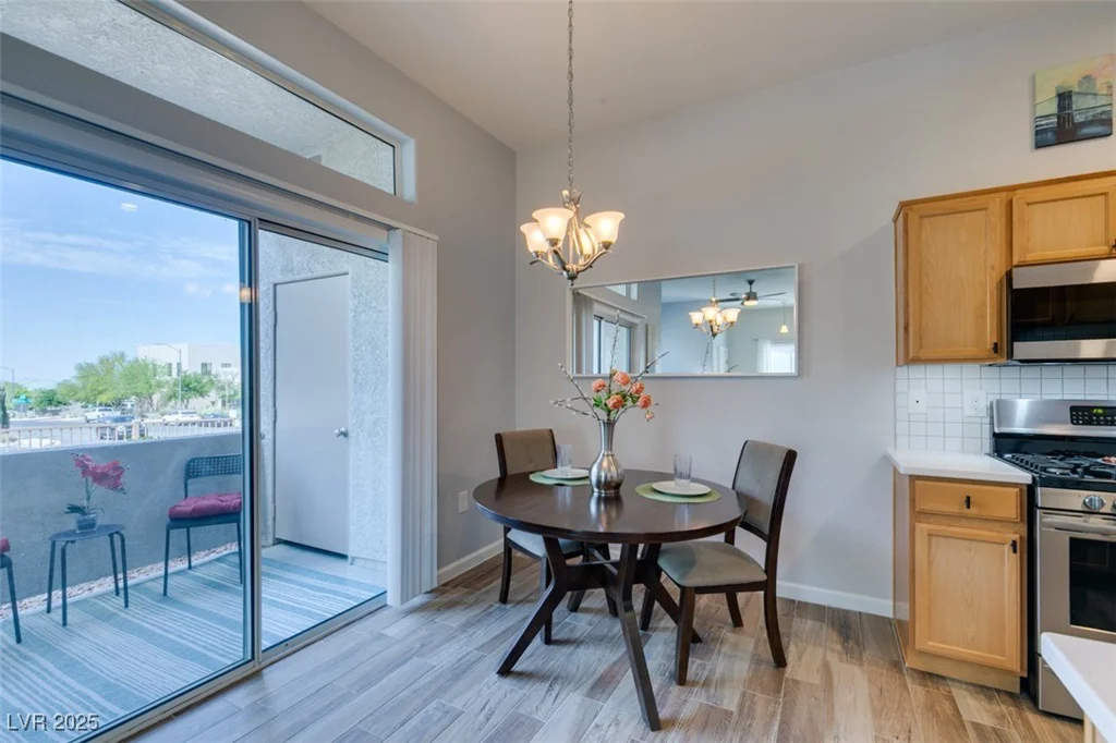 2305 Horizon Ridge, Henderson, NV 89052