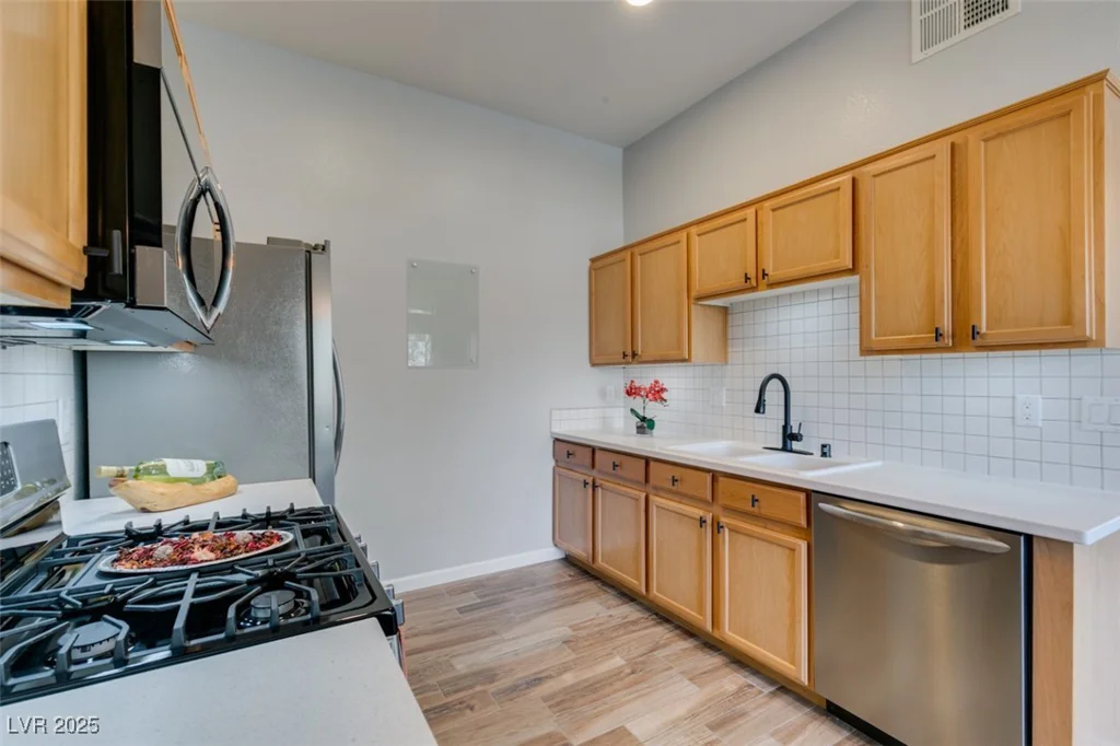 2305 Horizon Ridge, Henderson, NV 89052