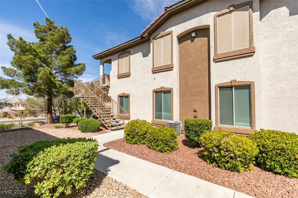 2305 Horizon Ridge, Henderson, NV 89052
