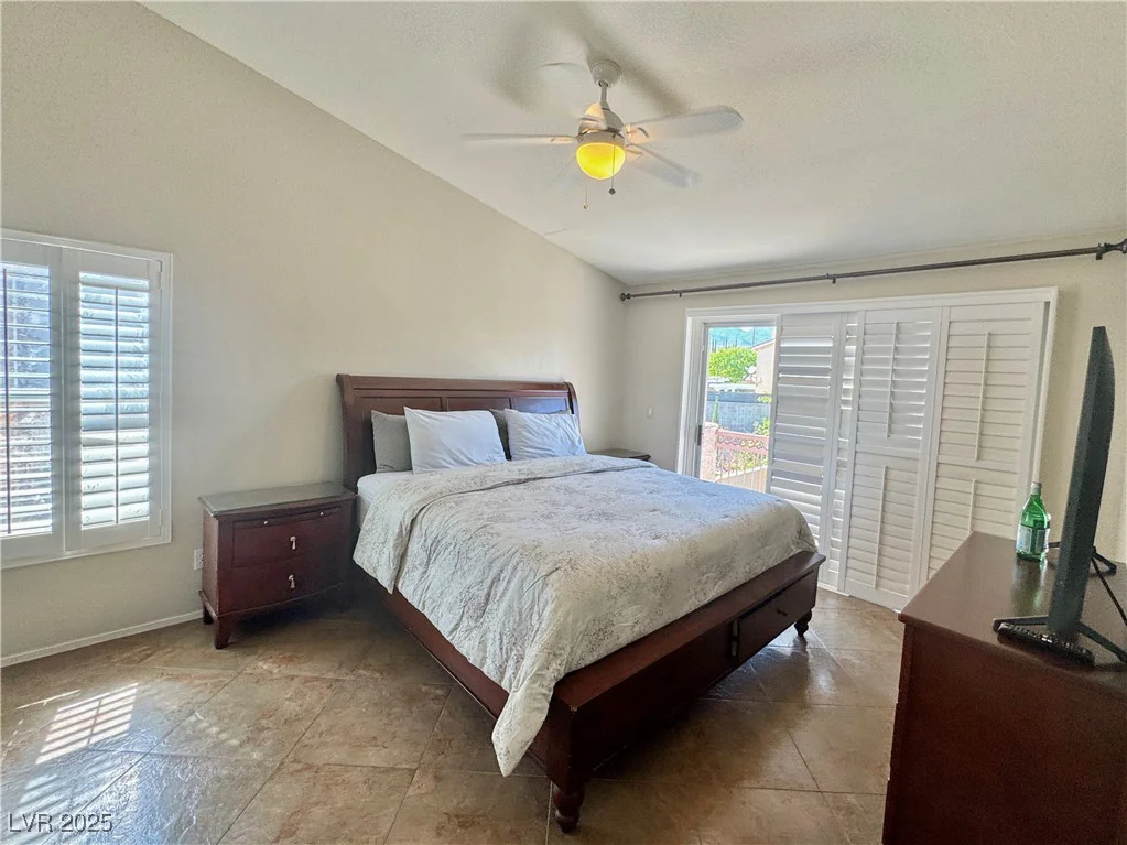 1105 Enderly, Las Vegas, NV 89144