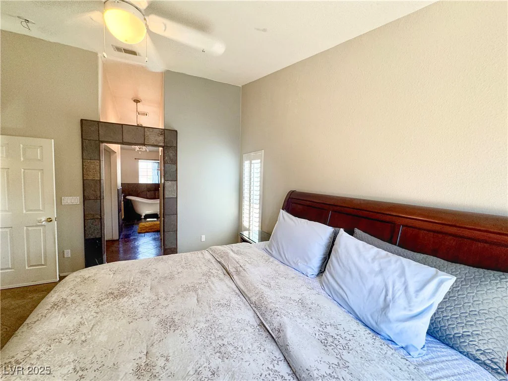 1105 Enderly, Las Vegas, NV 89144