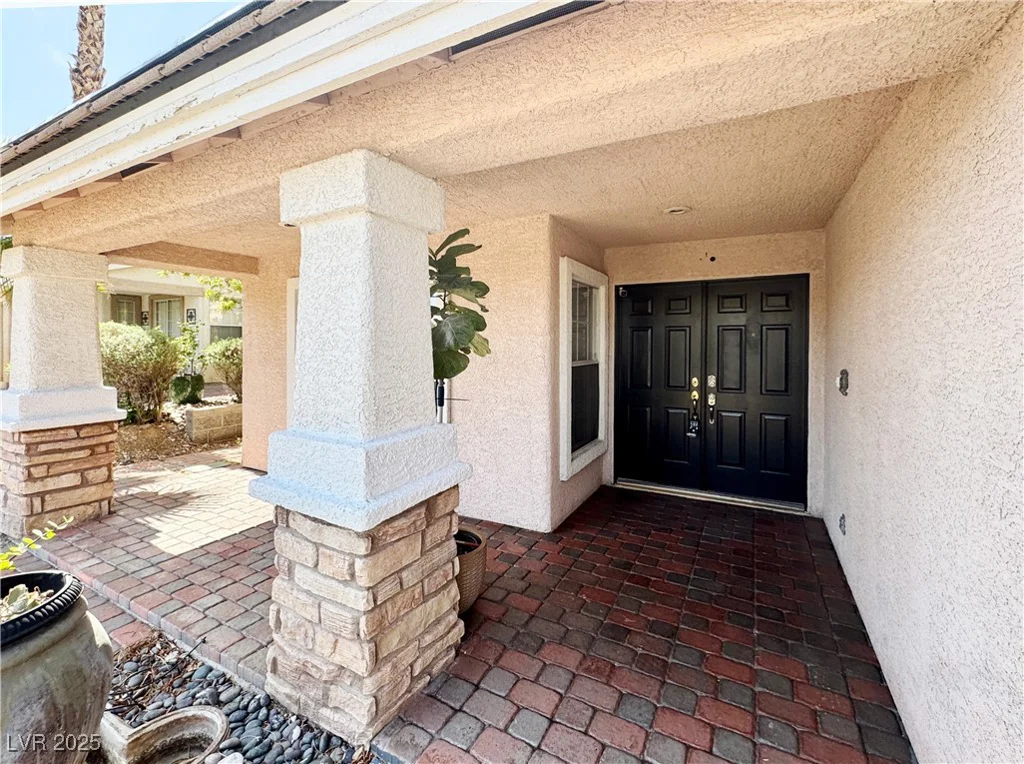 1105 Enderly, Las Vegas, NV 89144