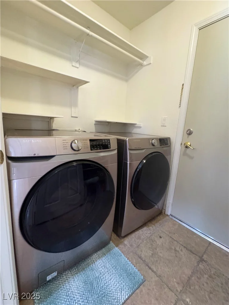 1105 Enderly, Las Vegas, NV 89144