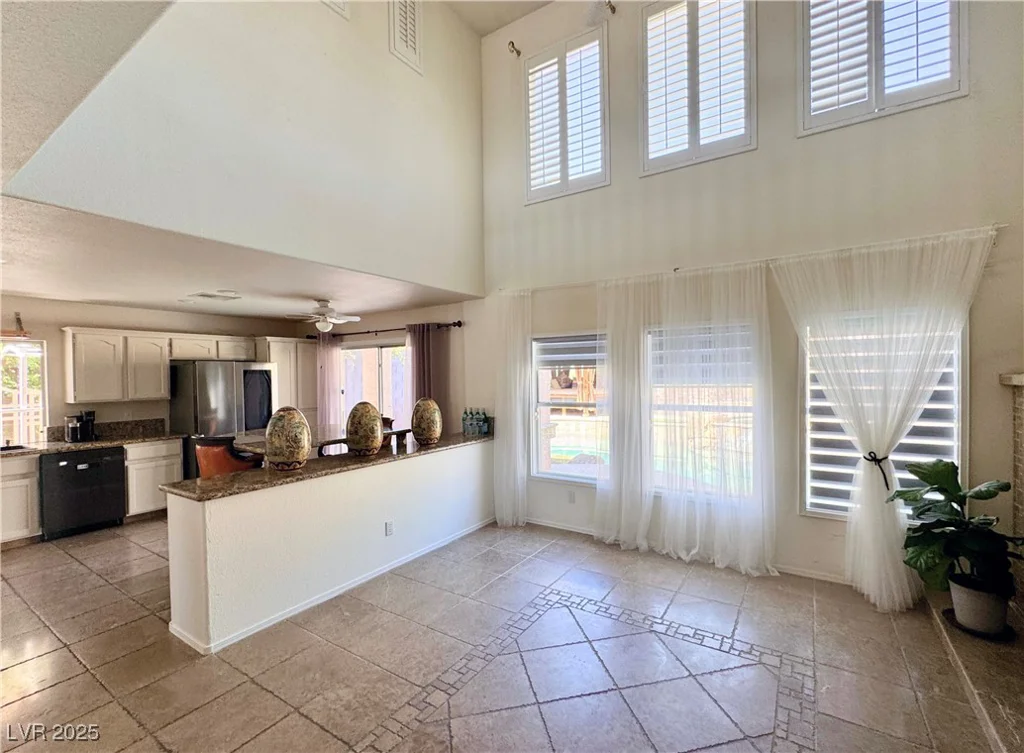 1105 Enderly, Las Vegas, NV 89144