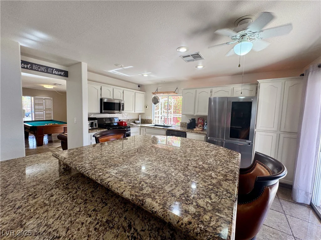 1105 Enderly, Las Vegas, NV 89144