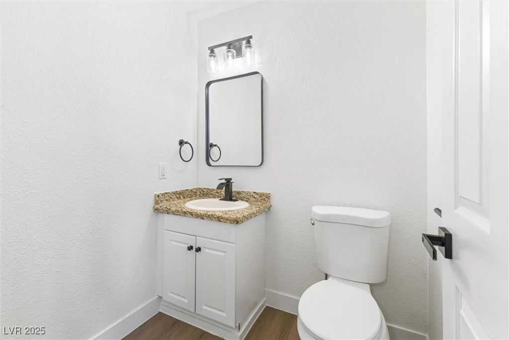5035 Meadow Grove, Las Vegas, NV 89120