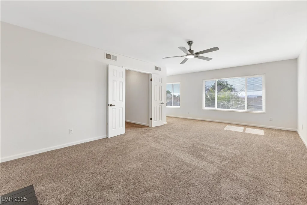 5035 Meadow Grove, Las Vegas, NV 89120