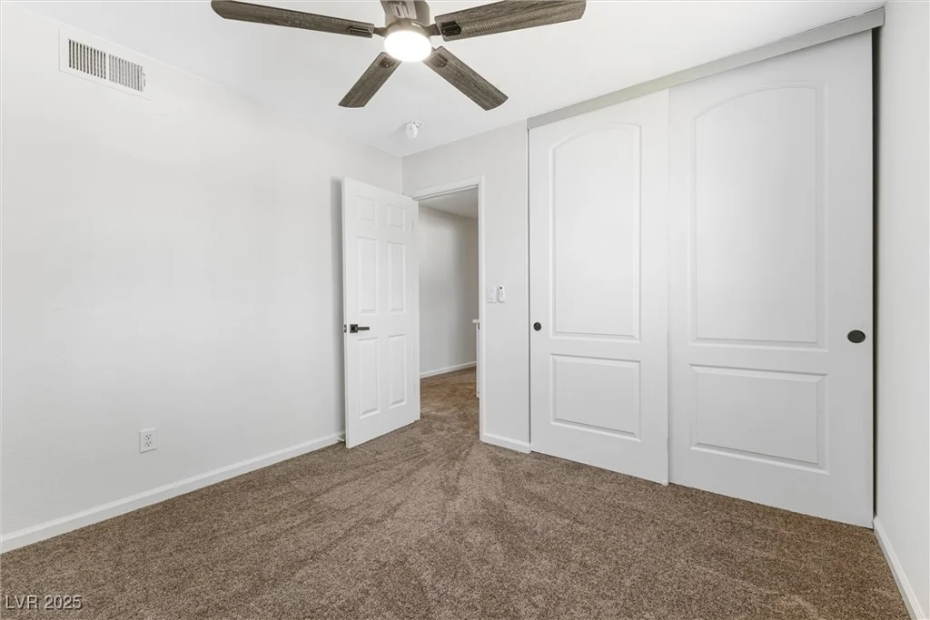 5035 Meadow Grove, Las Vegas, NV 89120