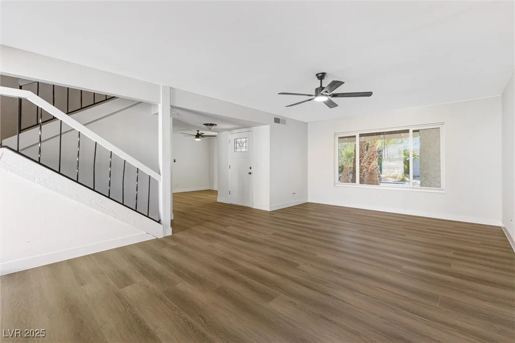 5035 Meadow Grove, Las Vegas, NV 89120