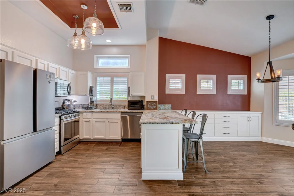 2305 Hot Oak Ridge, Las Vegas, NV 89134