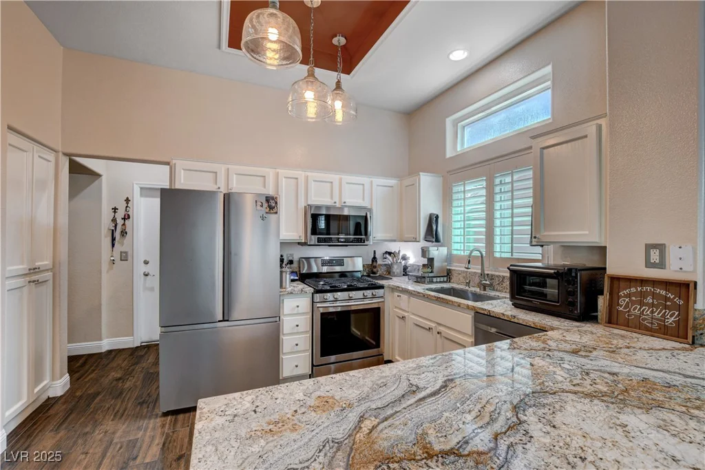2305 Hot Oak Ridge, Las Vegas, NV 89134
