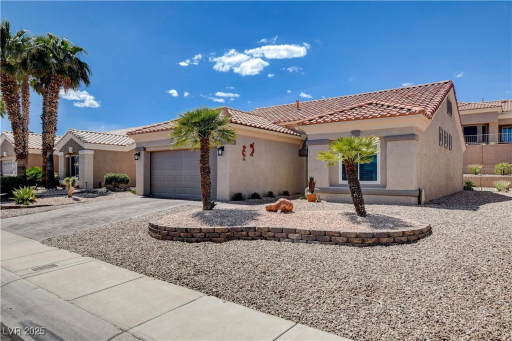 2305 Hot Oak Ridge, Las Vegas, NV 89134