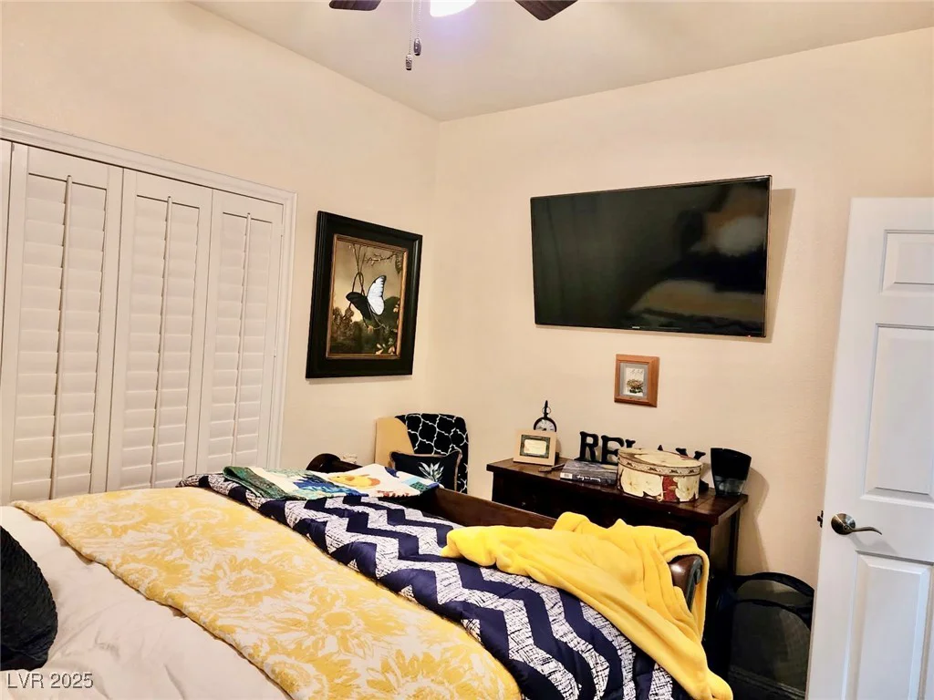 2305 Hot Oak Ridge, Las Vegas, NV 89134