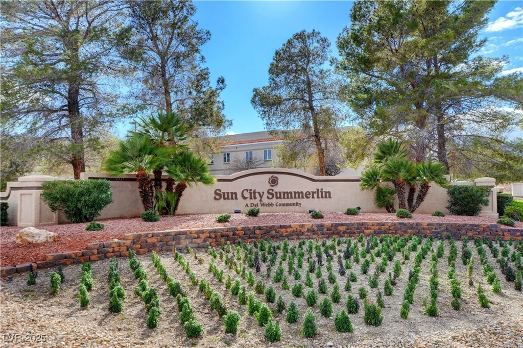 2305 Hot Oak Ridge, Las Vegas, NV 89134