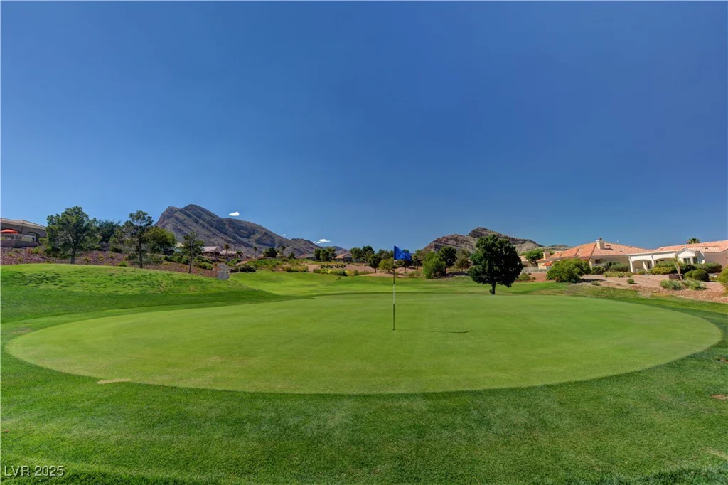 2305 Hot Oak Ridge, Las Vegas, NV 89134